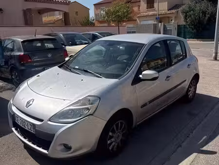 Renault Clio 1.2 75