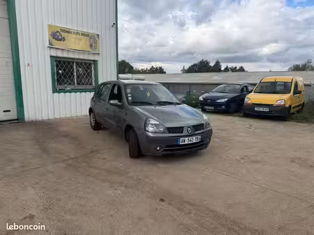 Renault Clio 1.2 75