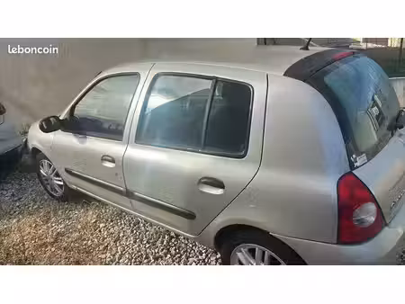 Renault Clio 1.2 75