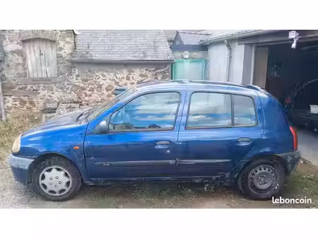 Renault Clio 1.9 D 65