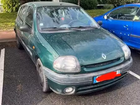 Renault Clio 1.9 D 65