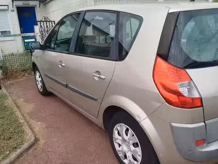 Renault Scénic 1.5 dCi 110