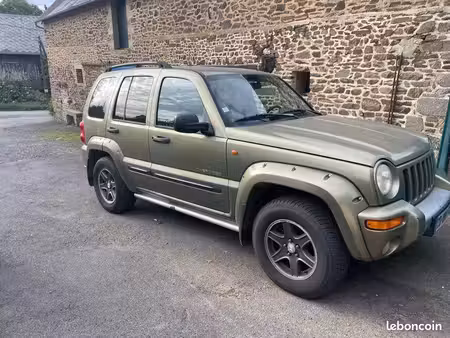Jeep Cherokee 2.8 150 4x4