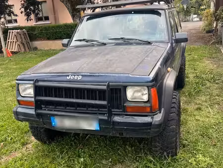 Jeep Cherokee 2.5 115