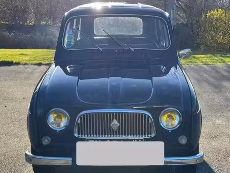 Renault R4 4L