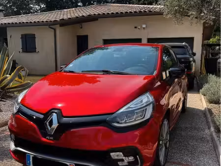 Renault Clio RS 1.6 T 200