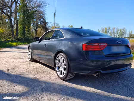 Audi A5 V6 2.7 TDI 190