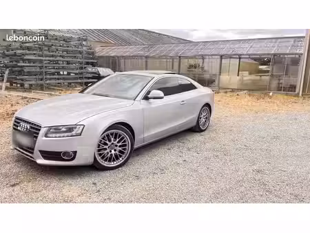 Audi A5 V6 2.7 TDI 190