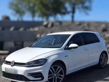 Volkswagen Golf TSI 150 R-Line
