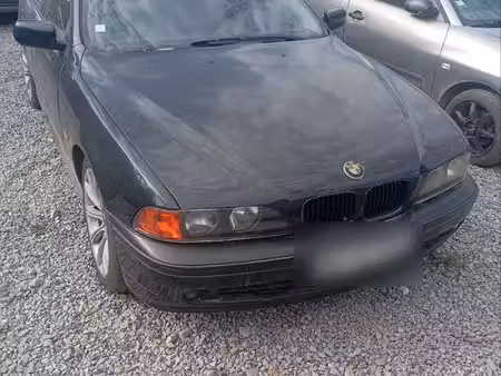 BMW Série 5 525TDS 2.5 143