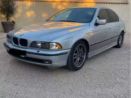BMW Série 5 530d 3.0 193