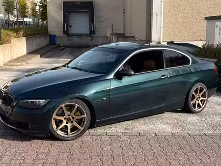 BMW Série 3 325i