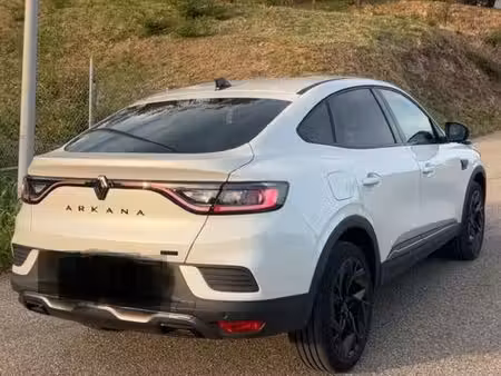 Renault Arkana E-Tech 1.6 145 Esprit Alpine