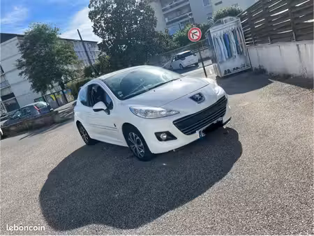 Peugeot 207 1.4 HDi 68