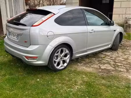 Ford Focus ST 2.5 225