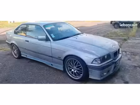 BMW Série 3 318IS 3.0 140