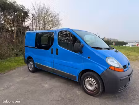 Renault Trafic 2.5 dCi 150