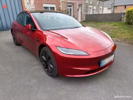 Tesla Model 3 275