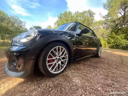 Mini Cabrio John Cooper Works 1.6 211