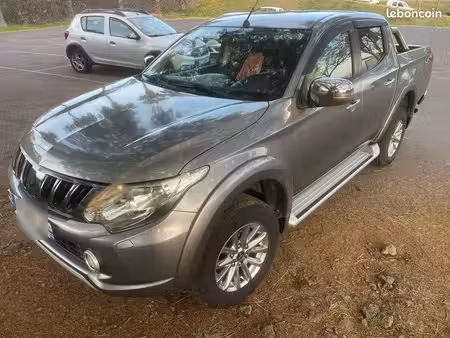 Mitsubishi L200 2.4 181 4x4