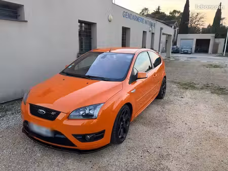 Ford Focus ST 2.5 225