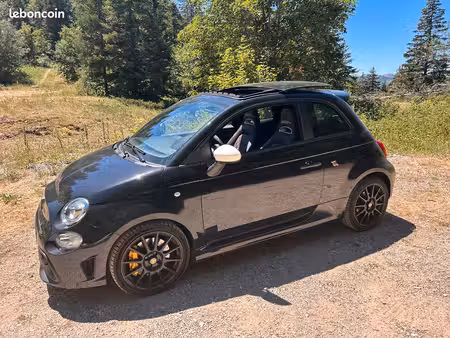 Abarth 595 1.4 180 Competizione