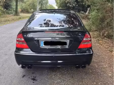 Mercedes-Benz Classe E E 320