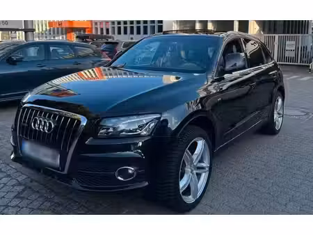 Audi Q5 S line quattro