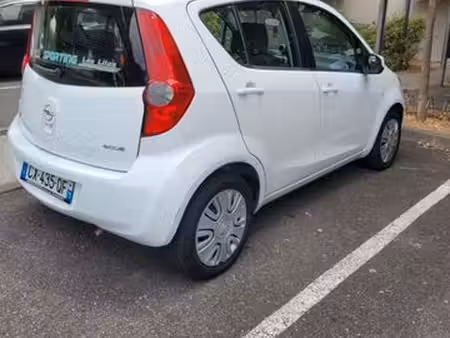 Opel Agila 1.0 68