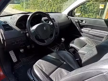 Renault Mégane RS 2.0 225