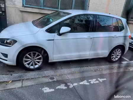 Volkswagen Golf 1.6 TDI 110