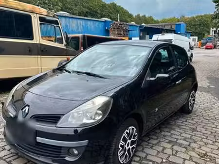 Renault Clio 1.2 75