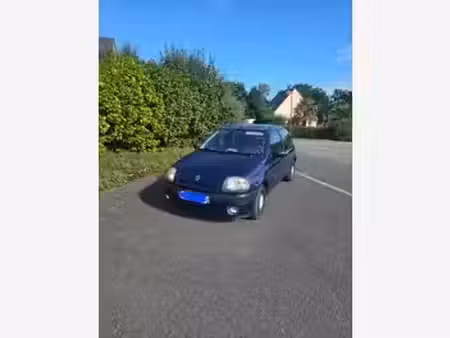 Renault Clio 1.6 Initiale