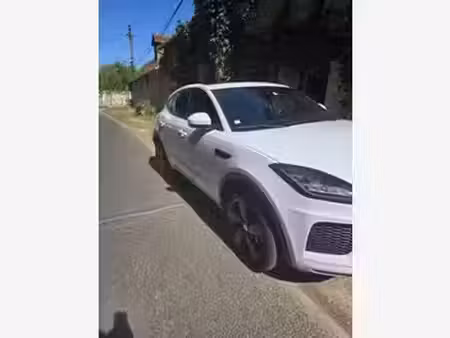 Jaguar E-Pace D150 2.0 150 R Dynamic SE 4x4
