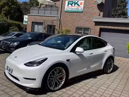 Tesla Model Y Performance 4x4