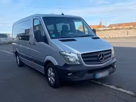 Mercedes-Benz Sprinter 319 V6 3.0 190