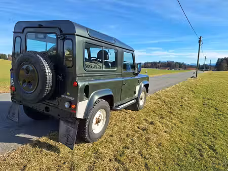 Land Rover Defender 2.4 122 Station Wagon 4x4