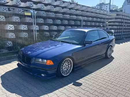 BMW Série 3 323i 2.5 170