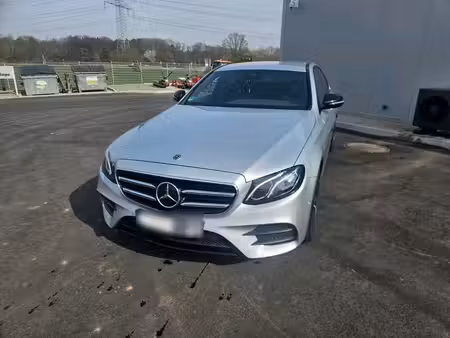 Mercedes-Benz Classe E E 300 2.0 211 AMG Line
