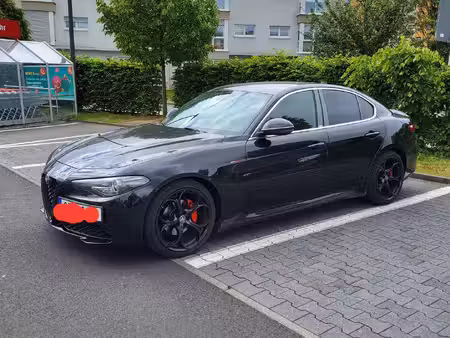 Alfa Romeo Giulia 2.2 150