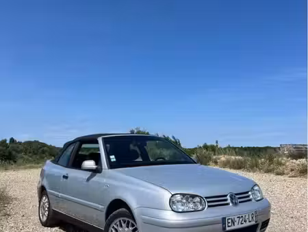 Volkswagen Golf 1.6 100