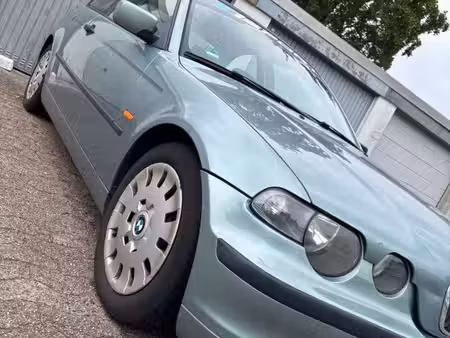 BMW Série 3 361i 1.8 115
