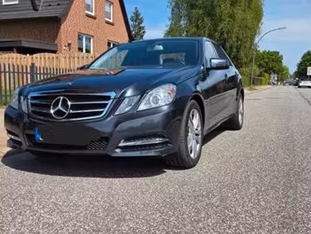 Mercedes-Benz Classe E E 250 2.1 150