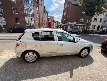 Opel Astra 1.4 90