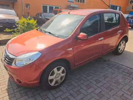 Dacia Sandero 1.2 75 Laureate