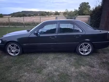 Mercedes-Benz Classe C C 180