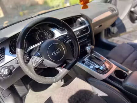 Audi A4 S line