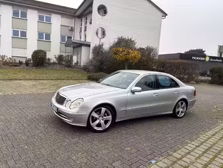 Mercedes-Benz Classe E E 220 2.1 CDI 150 Avantgarde