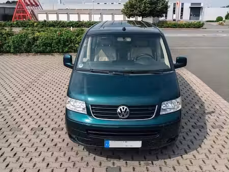 Volkswagen Transporter T5 2.5 TDI 174