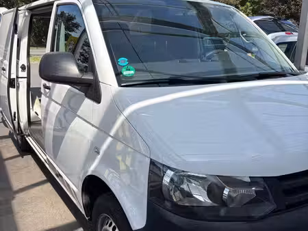 Volkswagen Transporter T5 2.0 TDI 102